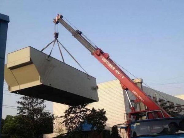 沈丘县吊车租赁电话_吊车吊臂出现故障的原因
